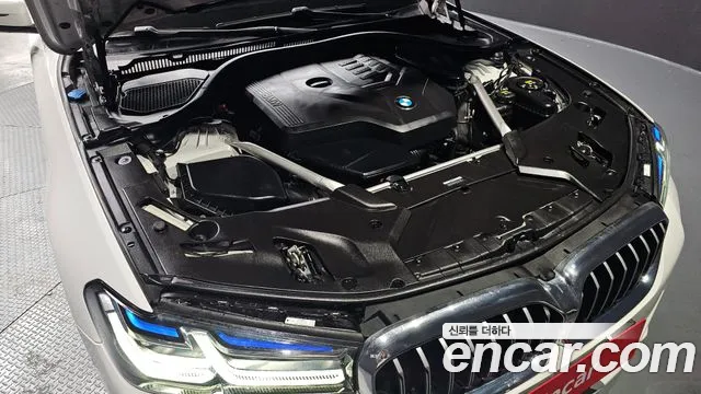 BMW 5-Series — Фото автомобиля 6