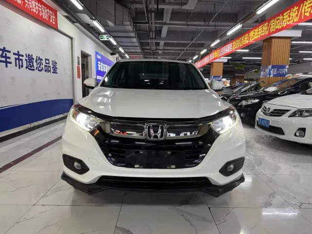 Фотография автомобиля — Honda Vezel