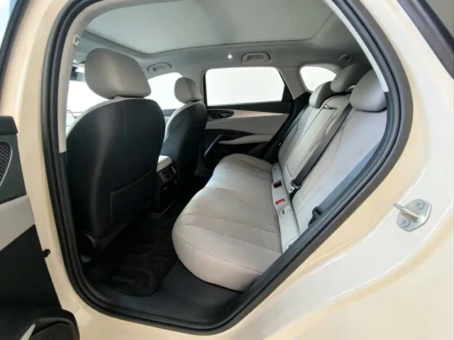BYD Seal 06 DM-i Touring — Фото автомобиля 11