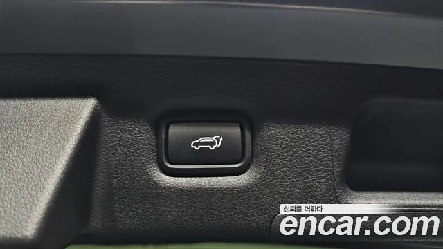 Hyundai Santafe Новый Santa Fe Дизель 2.2 2WD — Фото автомобиля 20