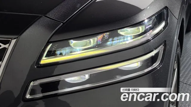 Genesis GV80 — Фото автомобиля 22