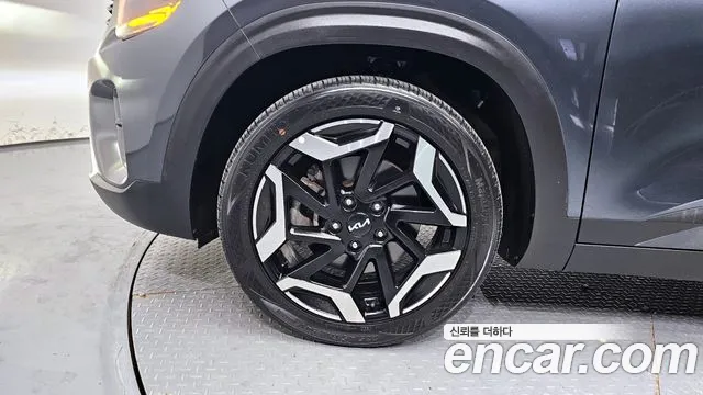Kia Seltos — Фото автомобиля 5