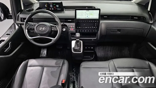 Hyundai Staria Staria 4WD Tourer 9 мест — Фото автомобиля 7