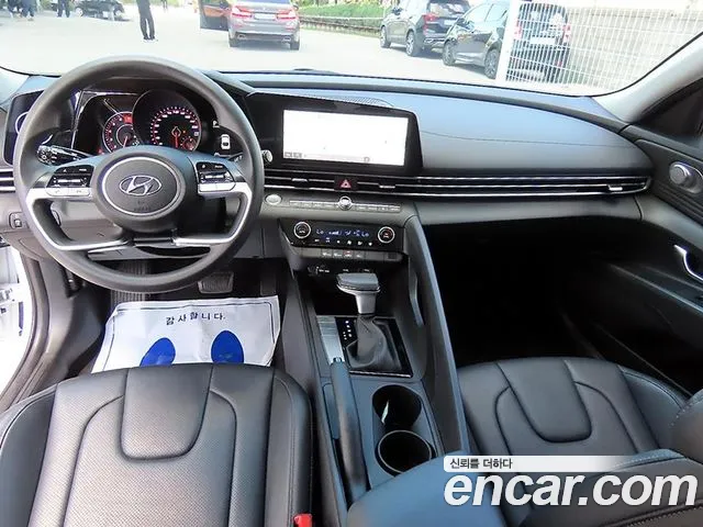 Hyundai Avante CN7 — Фото автомобиля 7