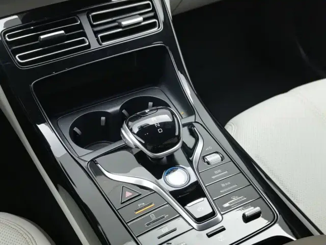BYD Qin PLUS — Фото автомобиля 13