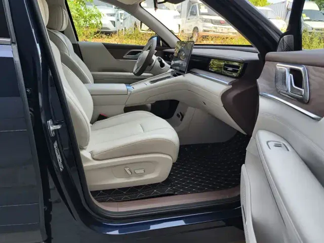 Wuling Starlight L — Фото автомобиля 8