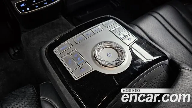 Genesis G80 Бензин 2.5 турбо AWD — Фото автомобиля 16