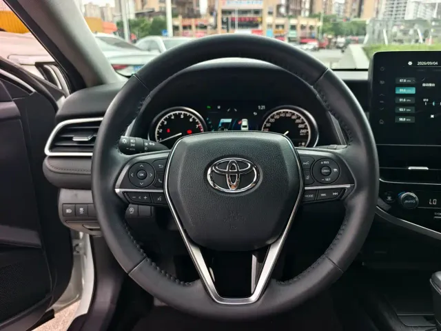 Toyota Camry — Фото автомобиля 24