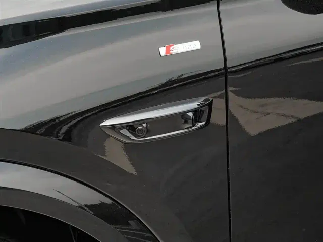 Audi Q6L e-tron — Фото автомобиля 17