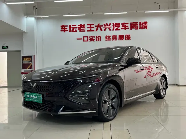 Фотография автомобиля — Wuling Starlight