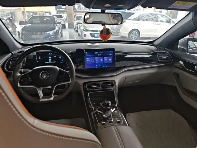 BYD Qin PLUS — Фото автомобиля 9