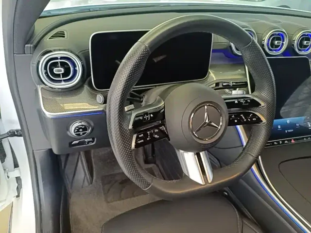 Mercedes-Benz C-Class — Фото автомобиля 10
