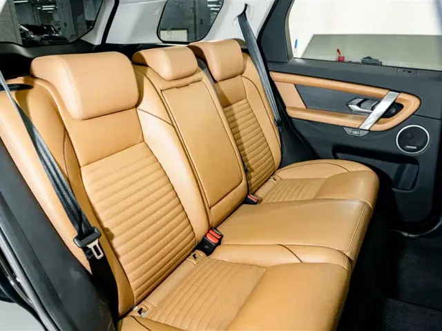 Land Rover Discovery Sport — Фото автомобиля 23