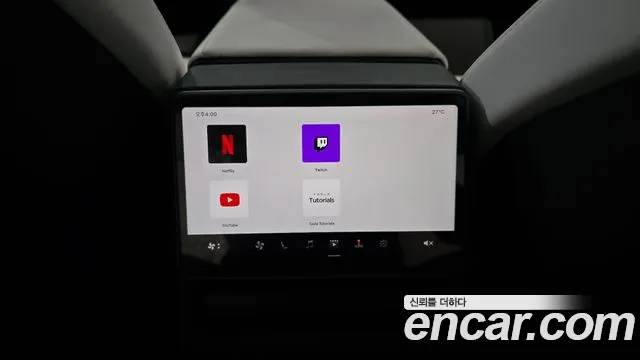 Tesla Model Y — Фото автомобиля 18