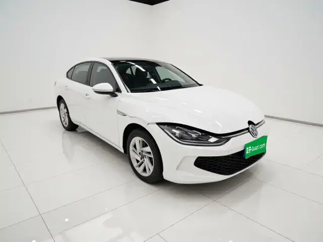Volkswagen Lamando — Фото автомобиля 3