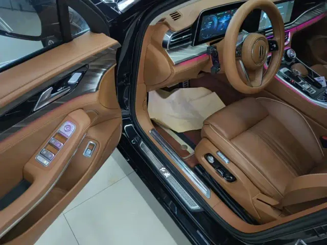 Hongqi H9 — Фото автомобиля 15