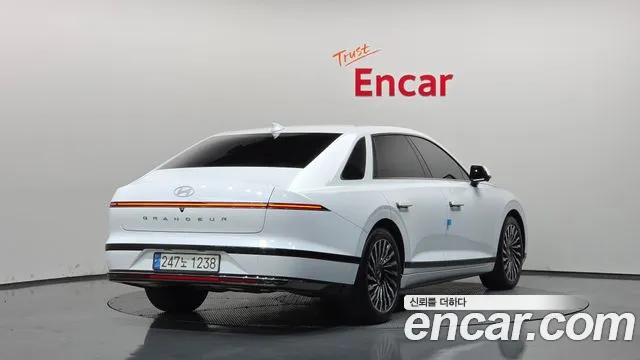 Hyundai Grandeur GN7 — Фото автомобиля 2