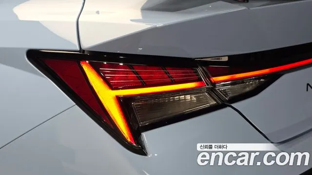 Hyundai Avante CN7 — Фото автомобиля 8