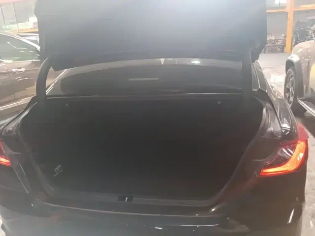 Toyota Camry — Фото автомобиля 18