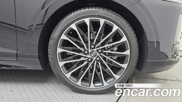 Hyundai Grandeur GN7 — Фото автомобиля 6