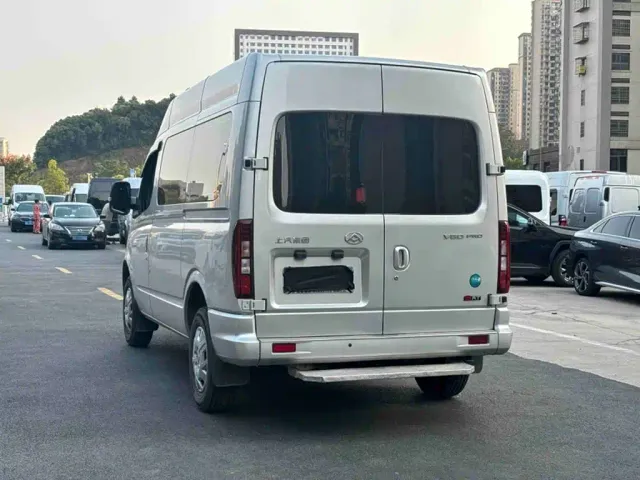 Maxus Xintu V80 — Фото автомобиля 10