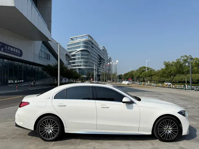 Mercedes-Benz C-Class — Фото автомобиля 9