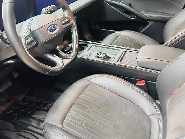Ford Mondeo — Фото автомобиля 13