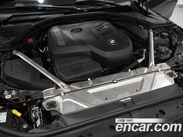 BMW 4 Series G22 — Фото автомобиля 17