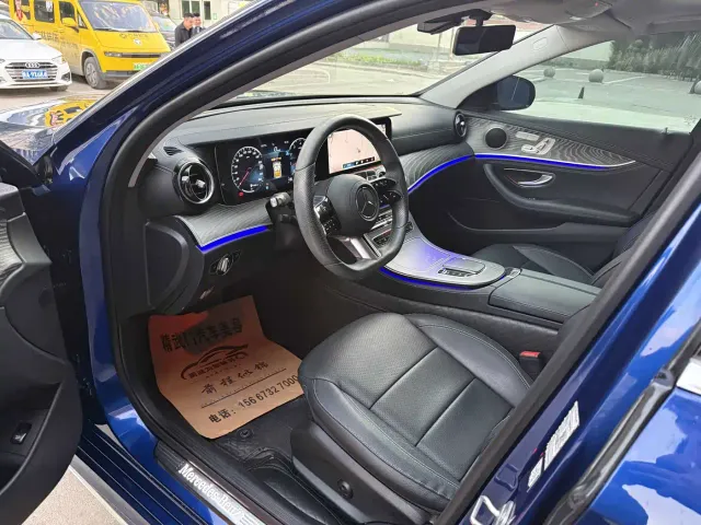 Mercedes-Benz E-Class — Фото автомобиля 5