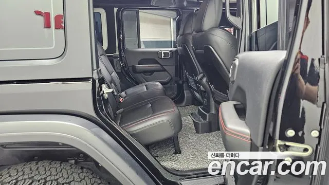 Jeep Wrangler Wrangler (JL) — Фото автомобиля 12