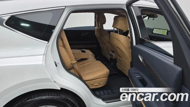 Genesis GV80 — Фото автомобиля 11