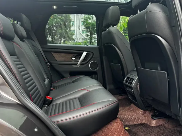 Land Rover Discovery Sport — Фото автомобиля 17