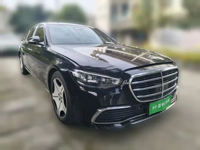 Mercedes-Benz S-Class — Фото автомобиля 3