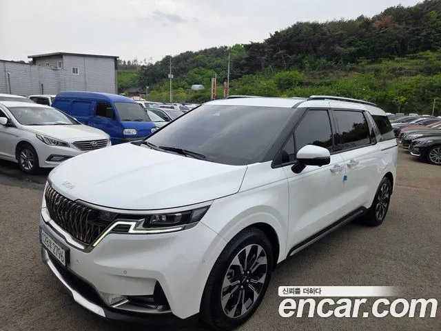 Kia Canival Carnival 4 поколение Дизель 9 мест Signature — Фото автомобиля 2