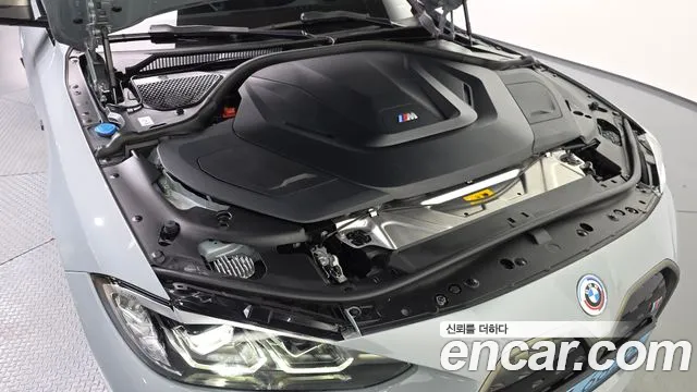 BMW i4 — Фото автомобиля 6