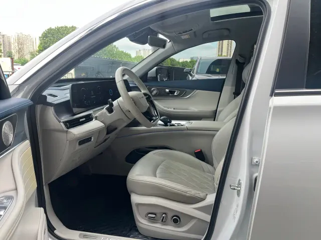 Chery Tiggo 8 PRO EV — Фото автомобиля 8