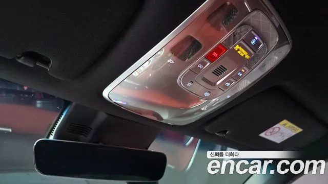 Genesis GV70 2.5T Бензин 2WD — Фото автомобиля 15