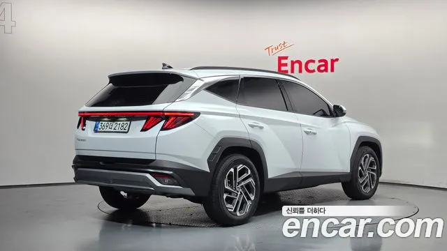 Hyundai Tucson Бензин 1.6 турбо 2WD — Фото автомобиля 2