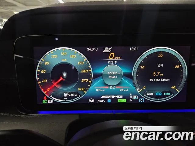 Mercedes-Benz E-Class — Фото автомобиля 20