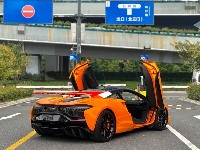 McLaren Artura — Фото автомобиля 7