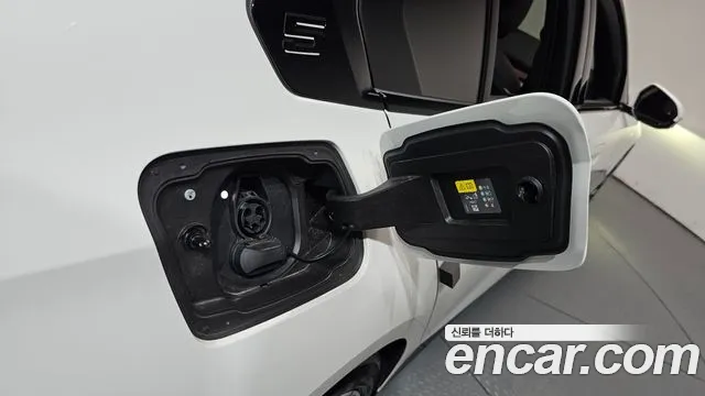 BMW i5 G60 — Фото автомобиля 28
