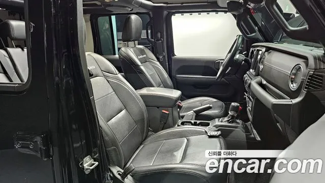 Jeep Wrangler Wrangler (JL) — Фото автомобиля 10