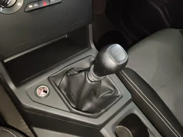 Wuling Hongguang Plus — Фото автомобиля 13