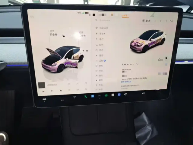 Tesla Model Y — Фото автомобиля 12