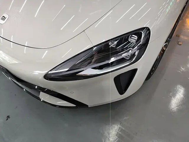 Xiaomi SU7 — Фото автомобиля 23