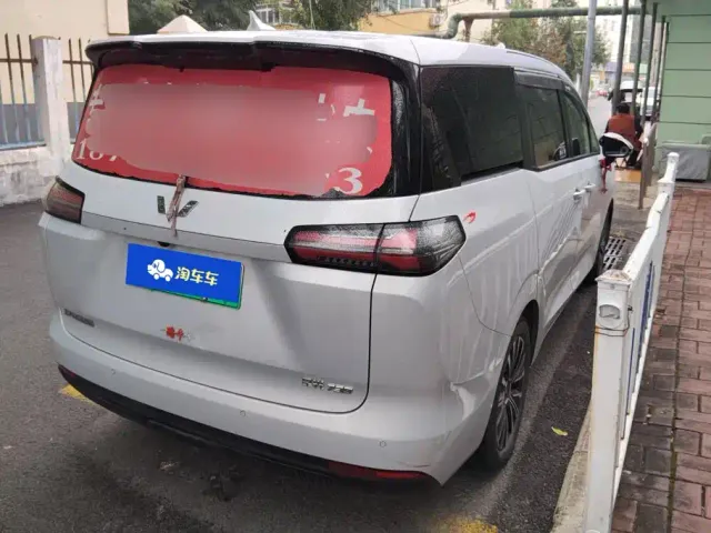 Wuling Starlight 730 — Фото автомобиля 3