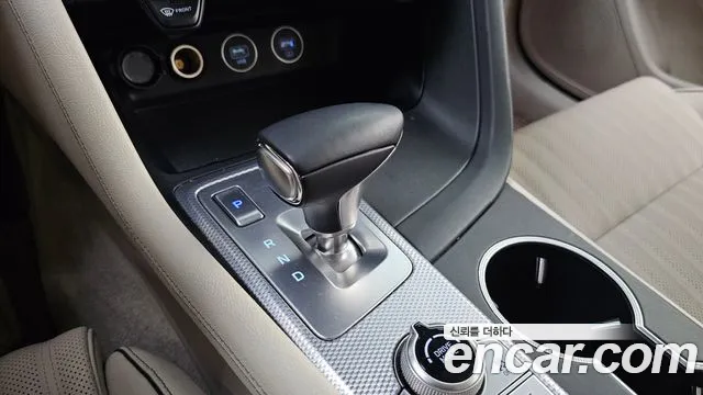 Genesis G70 — Фото автомобиля 8