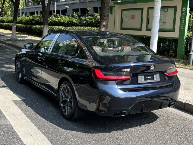 BMW 3 Series — Фото автомобиля 14