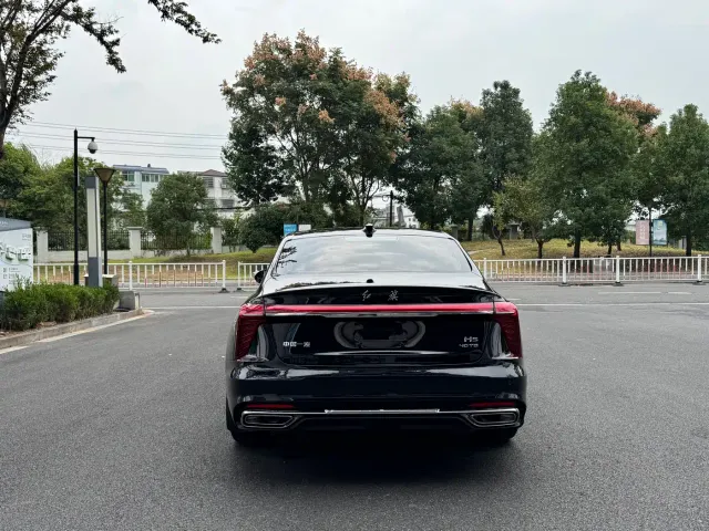 Hongqi H5 — Фото автомобиля 6