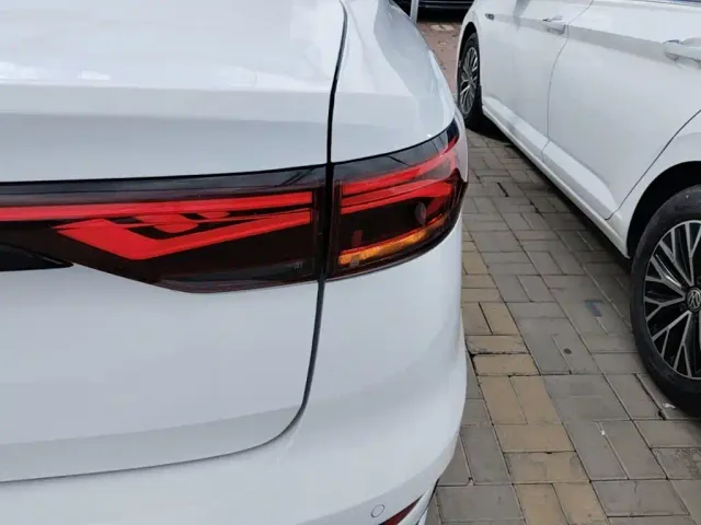 Geely Emgrand — Фото автомобиля 7